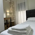 Apartament Sun & Stone House Polychrono