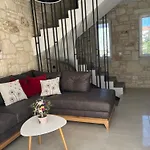 Sun & Stone House * Polychrono