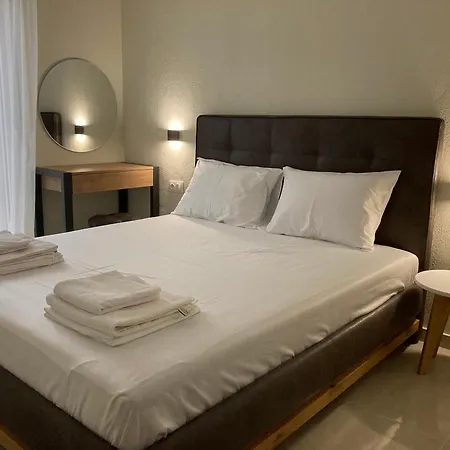 Sun & Stone House Apartman *