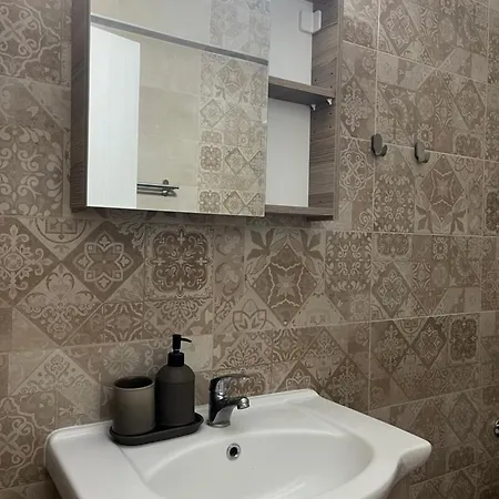 Apartman Sun & Stone House Políhrono